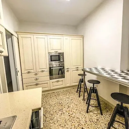 Versortigia Beautiful Apartment