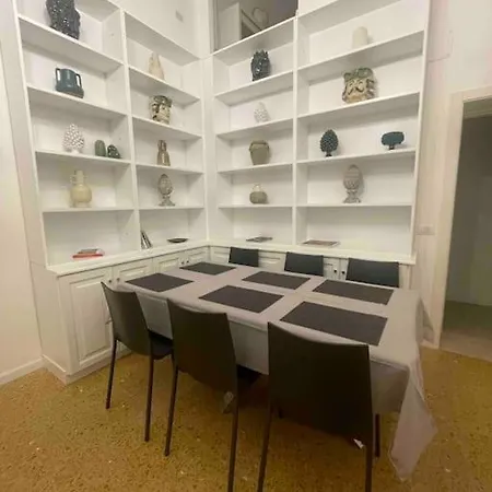 Versortigia Beautiful